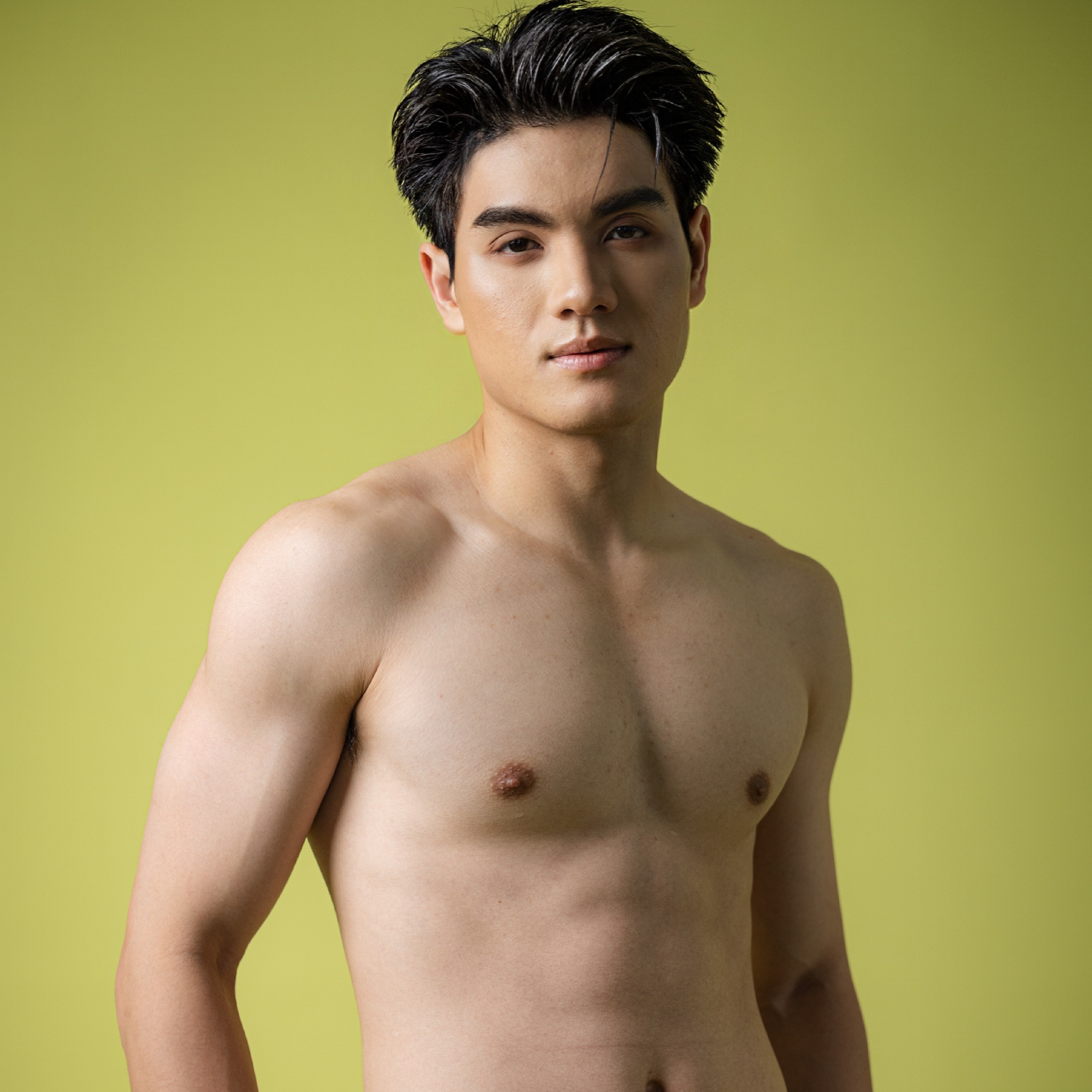 ธนา